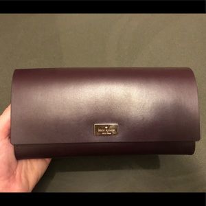 Kate Spade ♠️ *NWT* Aubergine Oversized Wallet